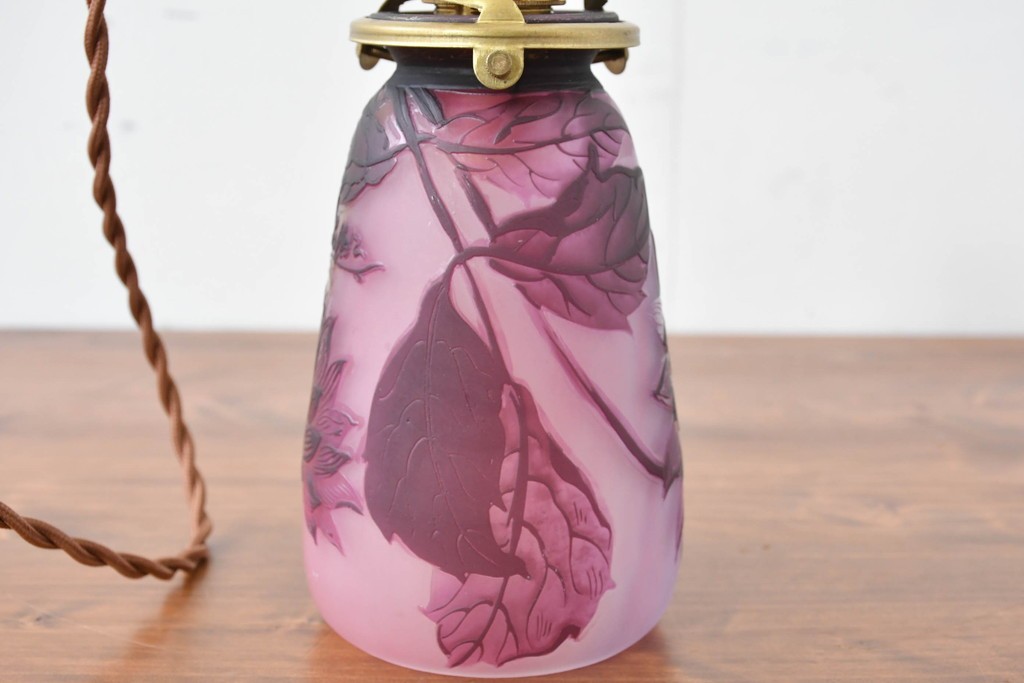 フランスアンティーク　Laflor(ラフロール)ガラス工房　美しい花モチーフのガレ風ペンダントライト　(R-086180)