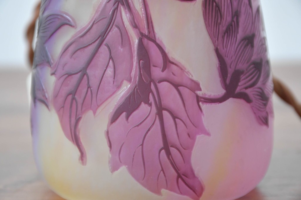 フランスアンティーク　Laflor(ラフロール)ガラス工房　美しい花モチーフのガレ風ペンダントライト　(R-086180)