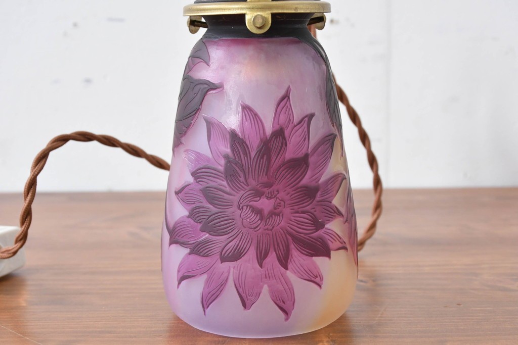 フランスアンティーク　Laflor(ラフロール)ガラス工房　美しい花モチーフのガレ風ペンダントライト　(R-086180)