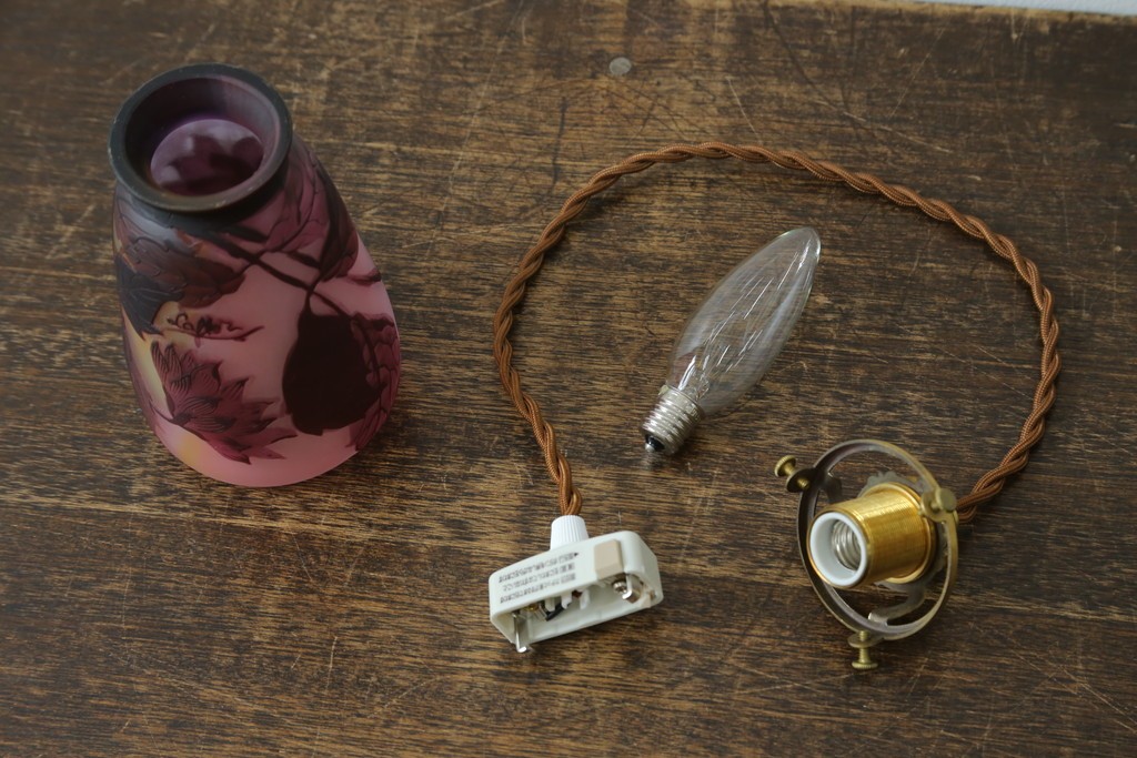 フランスアンティーク　Laflor(ラフロール)ガラス工房　美しい花モチーフのガレ風ペンダントライト　(R-086180)