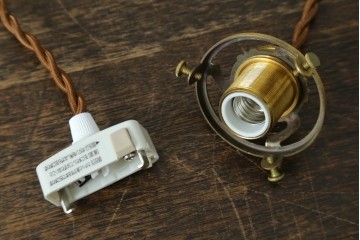 フランスアンティーク　Laflor(ラフロール)ガラス工房　美しい花モチーフのガレ風ペンダントライト　(R-086180)