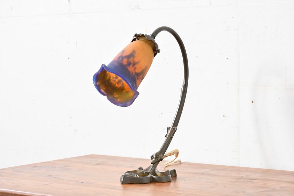 フランスアンティーク　Muller Freres Luneville(ミューラー兄弟)　配色の美しいガラスシェードのテーブルスタンド　(R-086183)