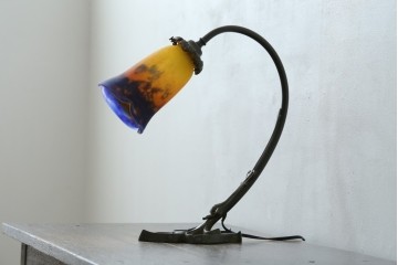 フランスアンティーク　Muller Freres Luneville(ミューラー兄弟)　配色の美しいガラスシェードのテーブルスタンド　(R-086183)