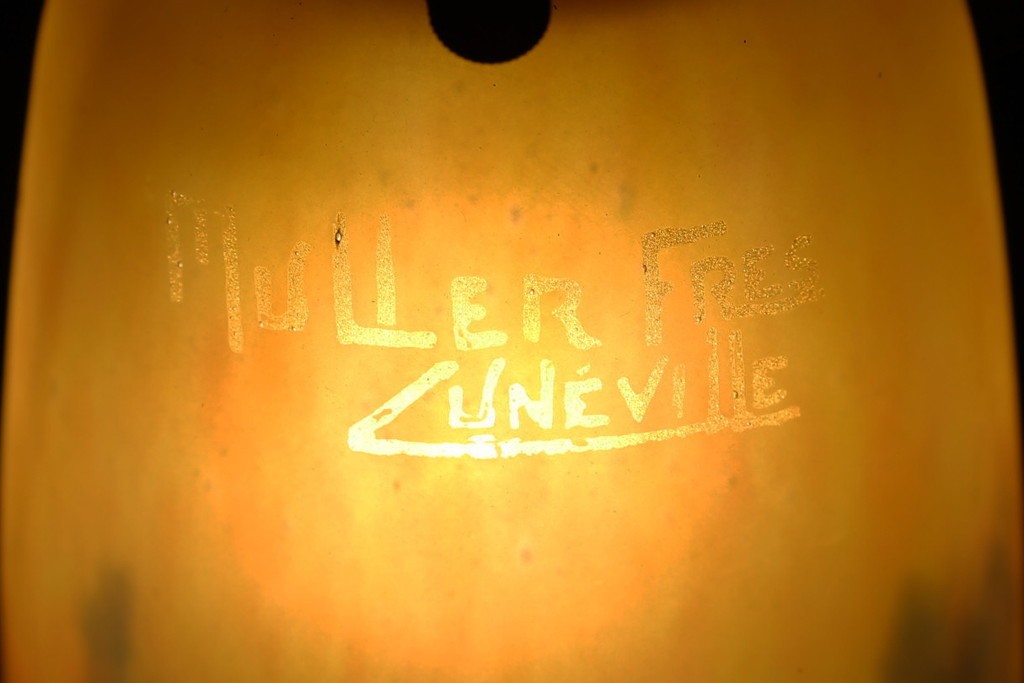 フランスアンティーク　Muller Freres Luneville(ミューラー兄弟)　配色の美しいガラスシェードのテーブルスタンド　(R-086183)