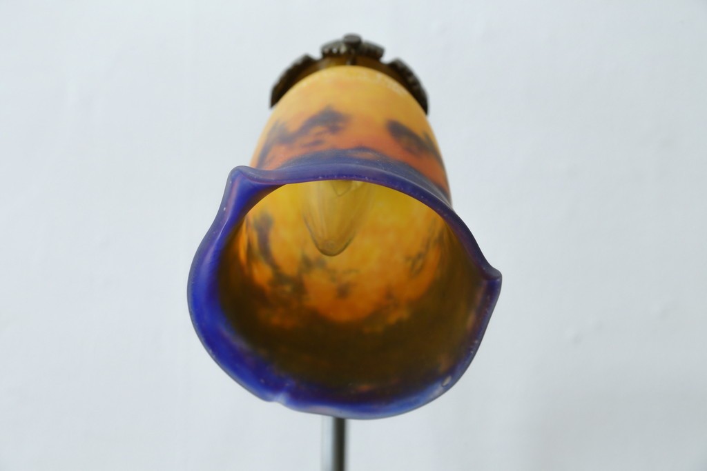 フランスアンティーク　Muller Freres Luneville(ミューラー兄弟)　配色の美しいガラスシェードのテーブルスタンド　(R-086183)