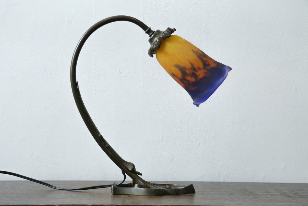 フランスアンティーク　Muller Freres Luneville(ミューラー兄弟)　配色の美しいガラスシェードのテーブルスタンド　(R-086183)