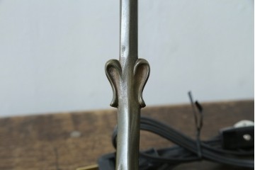 フランスアンティーク　Muller Freres Luneville(ミューラー兄弟)　配色の美しいガラスシェードのテーブルスタンド　(R-086183)