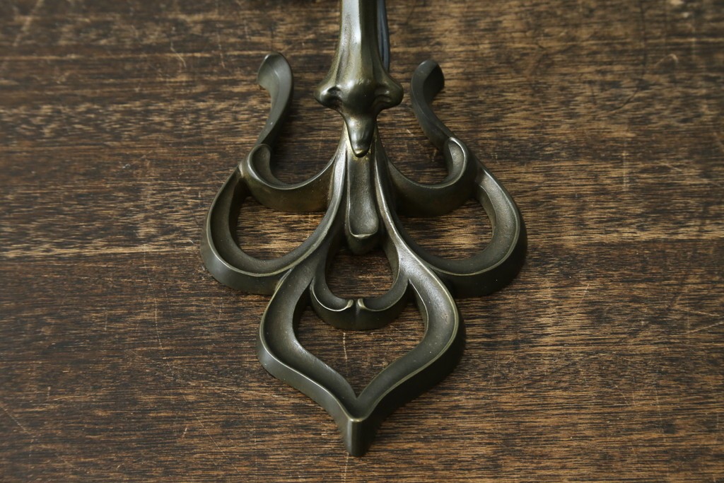 フランスアンティーク　Muller Freres Luneville(ミューラー兄弟)　配色の美しいガラスシェードのテーブルスタンド　(R-086183)