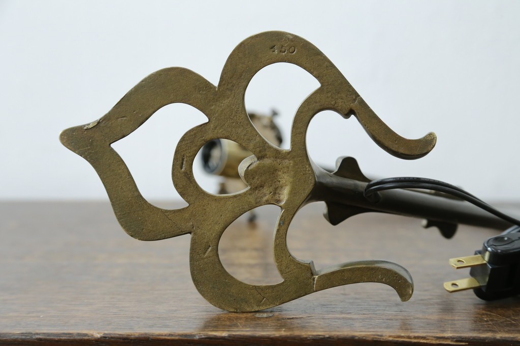 フランスアンティーク　Muller Freres Luneville(ミューラー兄弟)　配色の美しいガラスシェードのテーブルスタンド　(R-086183)