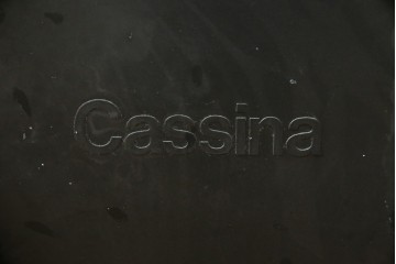 中古　超美品　Cassina(カッシーナ)　MARIO BELLINI(マリオベリーニ)　なめらかな質感の厚革製413CAB(キャブ)アームチェア2脚セット　定価(2脚合計)約100万円　(R-086189)