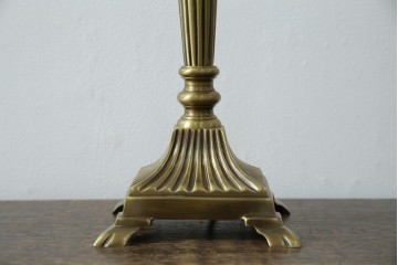 アメリカヴィンテージ　DREXEL HERITAGE(ドレクセルヘリテイジ)　ゴールドのヘアライン仕上げと支柱の意匠が美しいデスクスタンド　(R-086190)