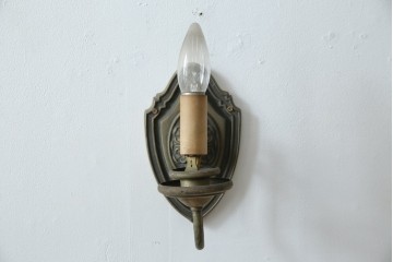 アメリカヴィンテージ　クラシカルな蝋燭型のウォールライト　(R-086191)