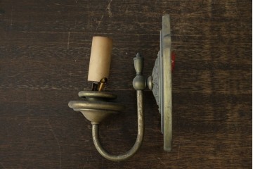 アメリカヴィンテージ　クラシカルな蝋燭型のウォールライト　(R-086191)
