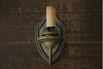 アメリカヴィンテージ　クラシカルな蝋燭型のウォールライト　(R-086192)