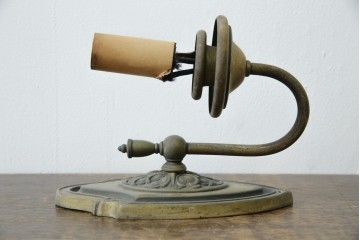 アメリカヴィンテージ　クラシカルな蝋燭型のウォールライト　(R-086192)