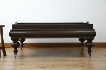 中古　Ralph Lauren Home(ラルフローレンホーム)　New Bohemian Coffee Table　丸みのあるバルボス脚が印象的なローテーブル　(R-086194)