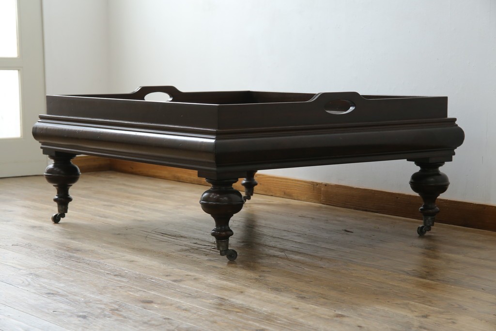 中古　Ralph Lauren Home(ラルフローレンホーム)　New Bohemian Coffee Table　丸みのあるバルボス脚が印象的なローテーブル　(R-086194)