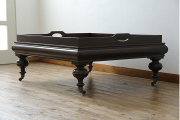 中古　Ralph Lauren Home(ラルフローレンホーム)　New Bohemian Coffee Table　丸みのあるバルボス脚が印象的なローテーブル　(R-086194)