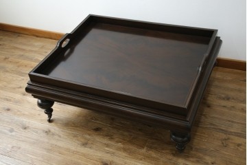 中古　Ralph Lauren Home(ラルフローレンホーム)　New Bohemian Coffee Table　丸みのあるバルボス脚が印象的なローテーブル　(R-086194)