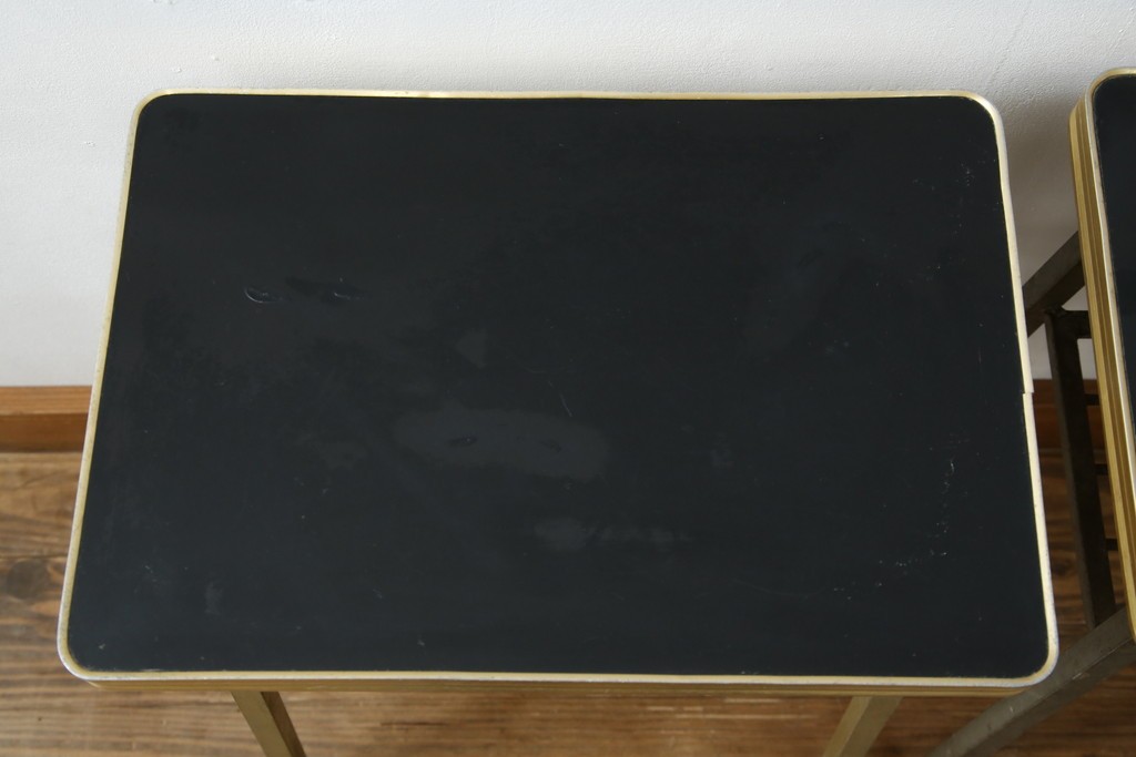 和製ヴィンテージ　華奢なメタリックフレームが印象的なサイドテーブル2点セット　(R-086196)