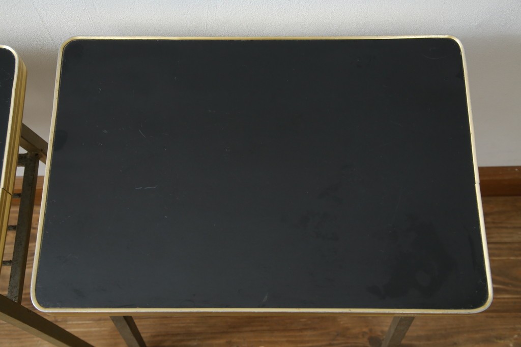 和製ヴィンテージ　華奢なメタリックフレームが印象的なサイドテーブル2点セット　(R-086196)