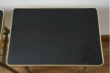 和製ヴィンテージ　華奢なメタリックフレームが印象的なサイドテーブル2点セット　(R-086196)