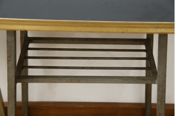 和製ヴィンテージ　華奢なメタリックフレームが印象的なサイドテーブル2点セット　(R-086196)