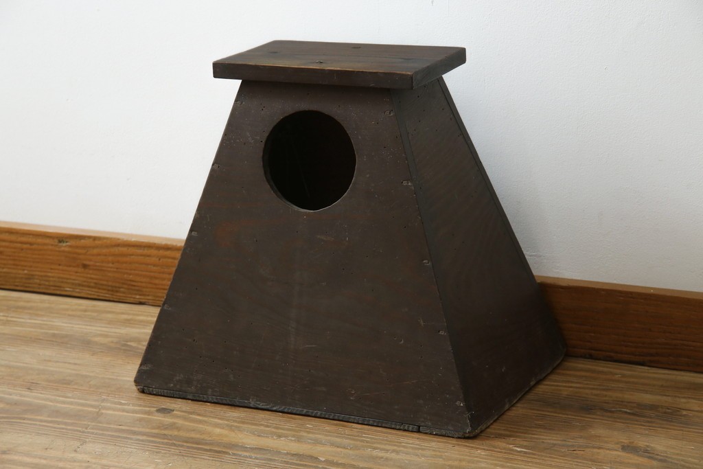 和製アンティーク　明治大正期　古道具の味わいが感じられる昔ながらの踏み台　(R-086197)