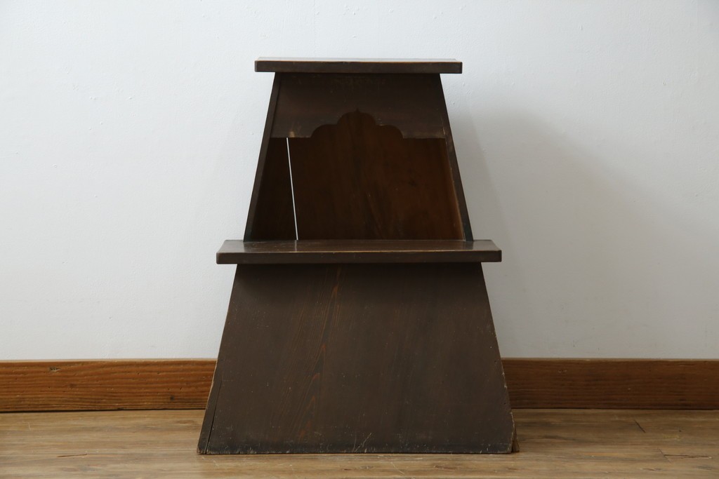 和製アンティーク　昭和初期　素朴な佇まいの2段踏み台　(R-086198)