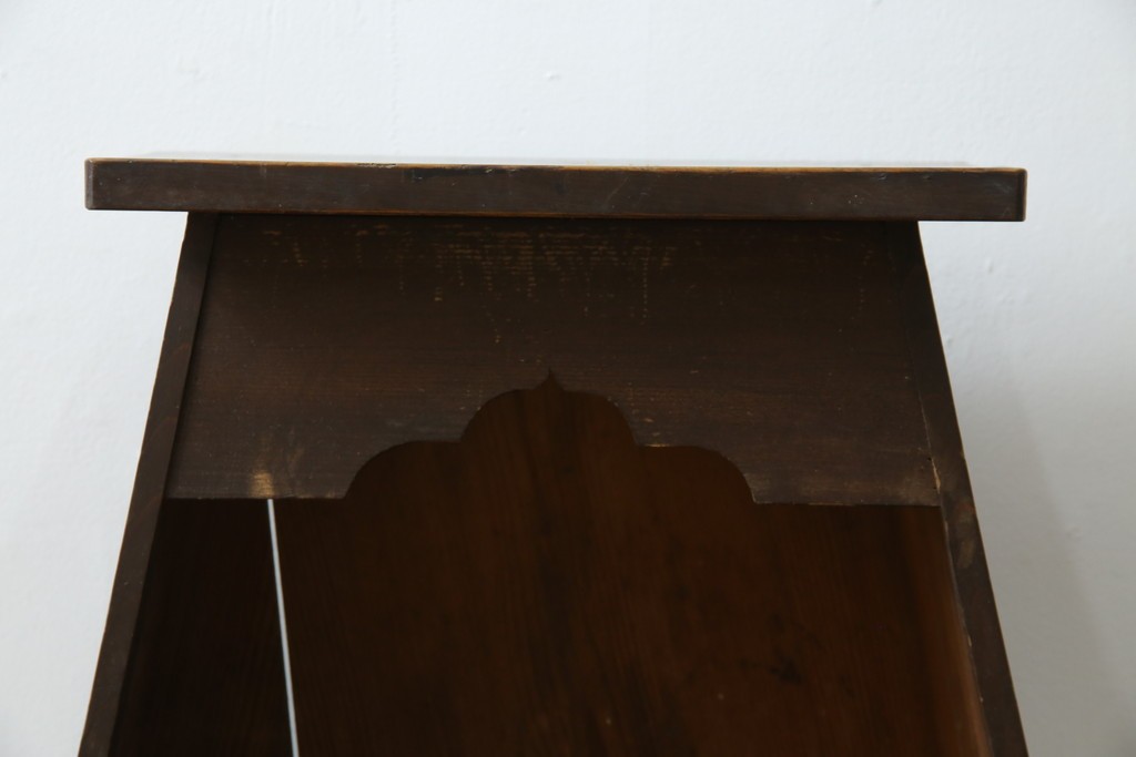 和製アンティーク　昭和初期　素朴な佇まいの2段踏み台　(R-086198)