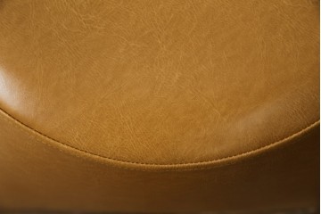 中古　美品　キタニ(KITANI)　限定色　ころんとしたフォルムが可愛らしい本革スツール　(R-086201)