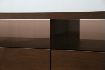 中古　超美品　FUJI FURNITURE(冨士ファニチア)　ガラス×引き出し収納がおしゃれなテレビボード　定価約35万円　(R-086202)