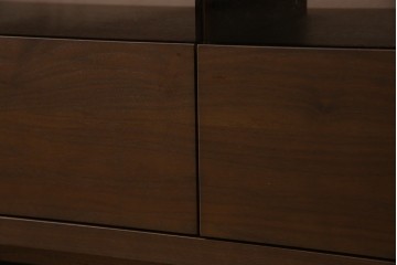 中古　超美品　FUJI FURNITURE(冨士ファニチア)　ガラス×引き出し収納がおしゃれなテレビボード　定価約35万円　(R-086202)