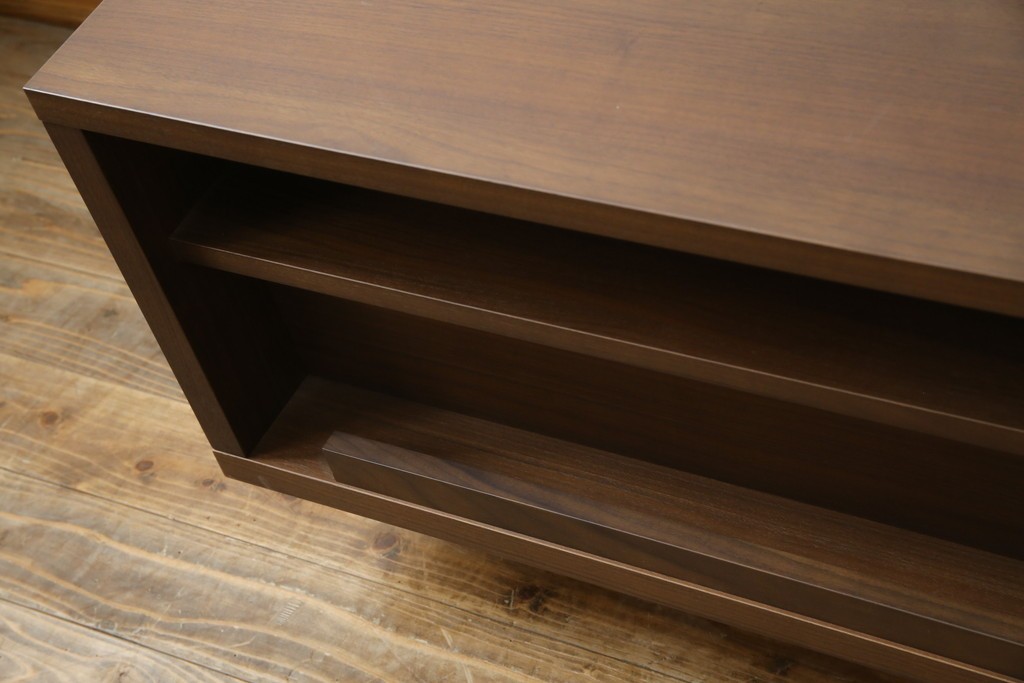 中古　超美品　FUJI FURNITURE(冨士ファニチア)　ガラス×引き出し収納がおしゃれなテレビボード　定価約35万円　(R-086202)