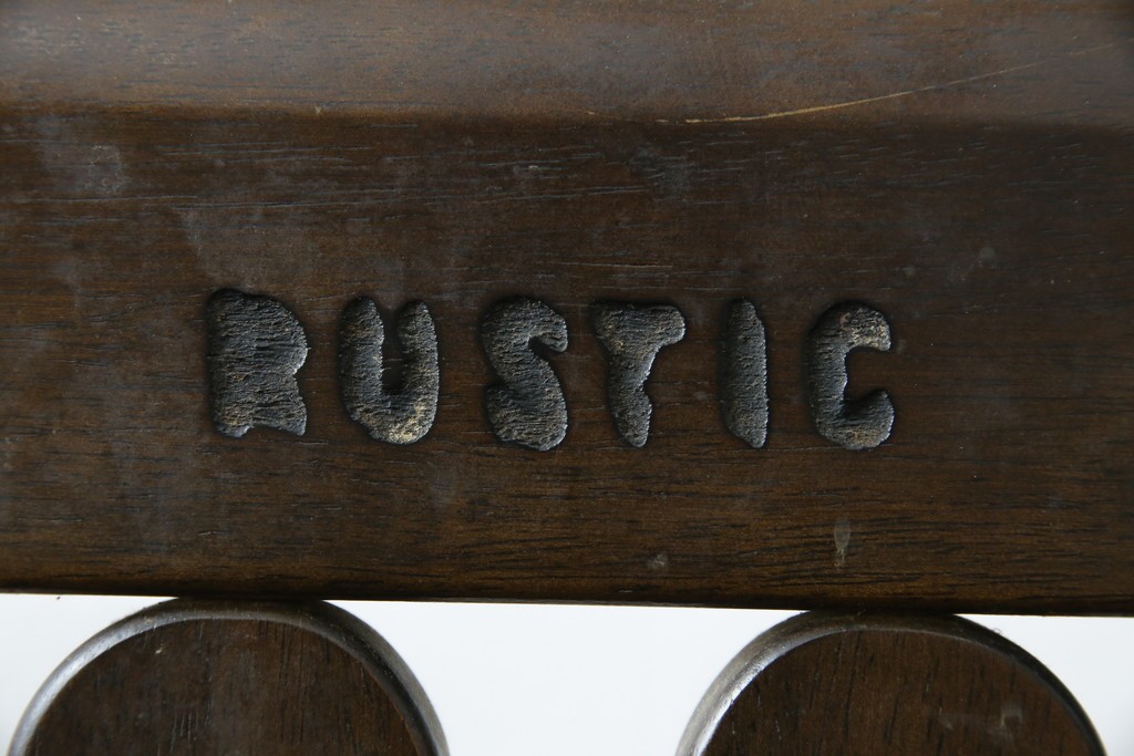 和製ヴィンテージ　オールドカリモク　カリモク家具(karimoku)　RUSTIC(ルスティック)シリーズ　希少な廃番品!　クロスデザインの背もたれが魅力の木製ベンチ　(R-086205)