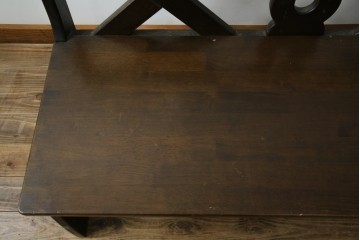 和製ヴィンテージ　オールドカリモク　カリモク家具(karimoku)　RUSTIC(ルスティック)シリーズ　希少な廃番品!　クロスデザインの背もたれが魅力の木製ベンチ　(R-086205)