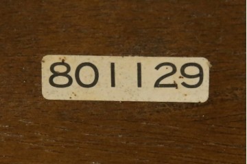 和製ヴィンテージ　オールドカリモク　カリモク家具(karimoku)　RUSTIC(ルスティック)シリーズ　希少な廃番品!　クロスデザインの背もたれが魅力の木製ベンチ　(R-086206)