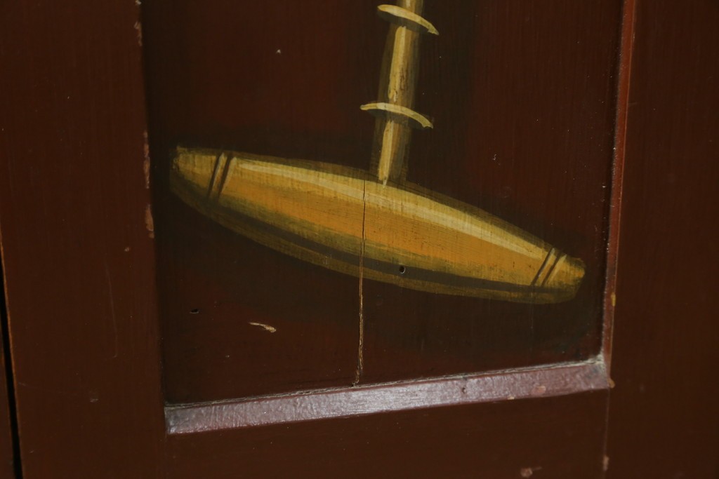 イギリスアンティーク　Lloyd’s Antiques(ロイズアンティークス)取り扱い　紋章入りのポロクラブの4連ロッカー　(R-086207)