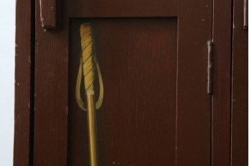 イギリスアンティーク　Lloyd’s Antiques(ロイズアンティークス)取り扱い　紋章入りのポロクラブの4連ロッカー　(R-086207)