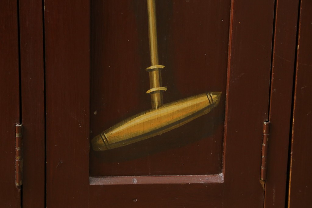 イギリスアンティーク　Lloyd’s Antiques(ロイズアンティークス)取り扱い　紋章入りのポロクラブの4連ロッカー　(R-086207)