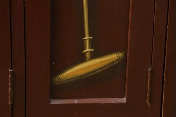 イギリスアンティーク　Lloyd’s Antiques(ロイズアンティークス)取り扱い　紋章入りのポロクラブの4連ロッカー　(R-086207)