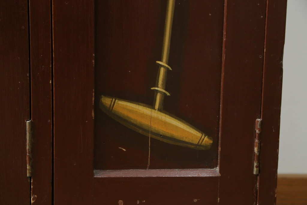 イギリスアンティーク　Lloyd’s Antiques(ロイズアンティークス)取り扱い　紋章入りのポロクラブの4連ロッカー　(R-086207)