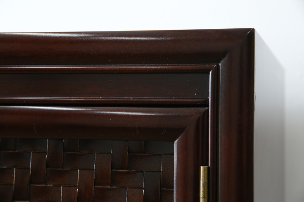 中古　美品　モリシゲ(MORISHIGE/森繁)　網代扉が美しい李朝デザインのキャビネット　定価約60万円　(R-086208)