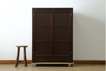 中古　美品　モリシゲ(MORISHIGE/森繁)　網代扉が美しい李朝デザインのキャビネット　定価約60万円　(R-086208)