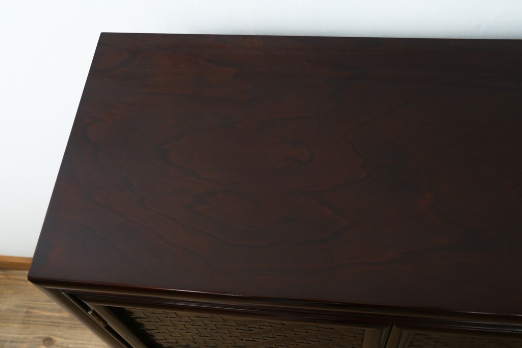 中古　美品　モリシゲ(MORISHIGE/森繁)　網代扉が美しい李朝デザインのキャビネット　定価約60万円　(R-086208)