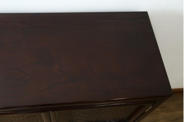 中古　美品　モリシゲ(MORISHIGE/森繁)　網代扉が美しい李朝デザインのキャビネット　定価約60万円　(R-086208)