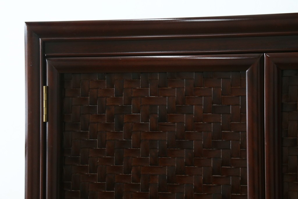中古　美品　モリシゲ(MORISHIGE/森繁)　網代扉が美しい李朝デザインのキャビネット　定価約60万円　(R-086208)