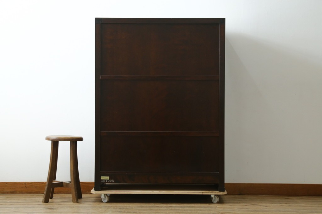 中古　美品　モリシゲ(MORISHIGE/森繁)　網代扉が美しい李朝デザインのキャビネット　定価約60万円　(R-086208)
