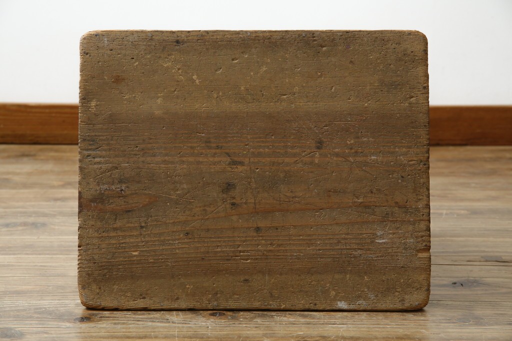 和製アンティーク　明治～大正期　くり抜きの意匠が愛らしい踏み台　(R-086209)