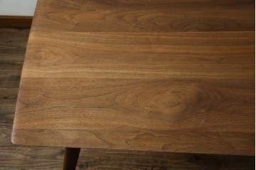 中古　キタニ(KITANI)　Marilyn(マリリン)シリーズ　IE-165DT　ウォールナット材　枝状に削り出した脚が特徴のダイニングテーブル　定価約50万円　(R-086211)